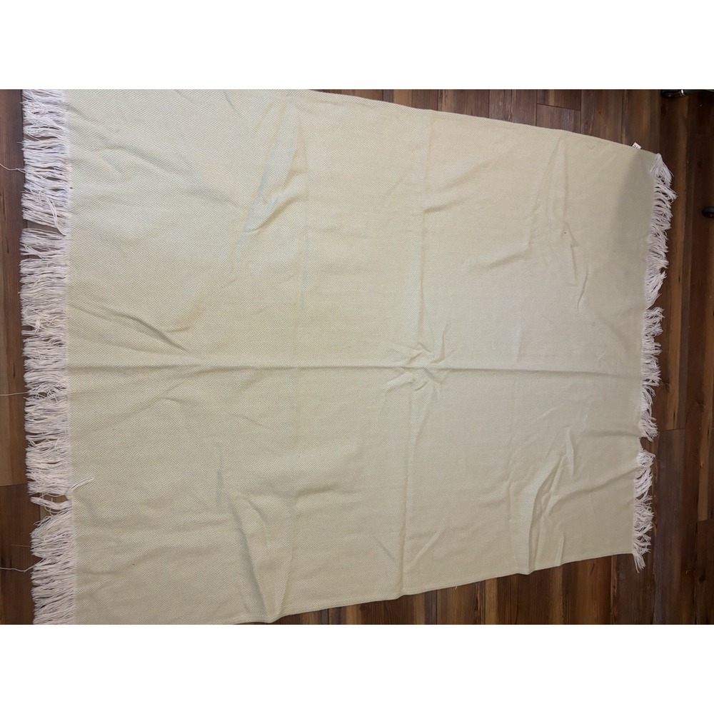 DOCOFIL 100% Cotton Herringbone Green Cream Throw Blanket 48" X 60"